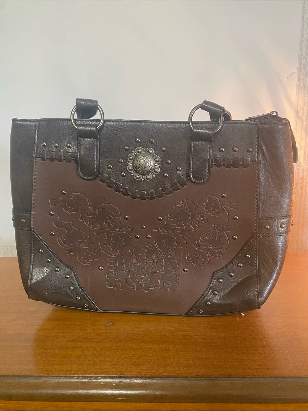 Lavawa Western Concealed Carry Tote - Brown Embossed Floral with Concho
